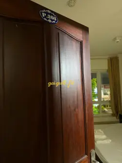 Ảnh đánh giá gái gọi